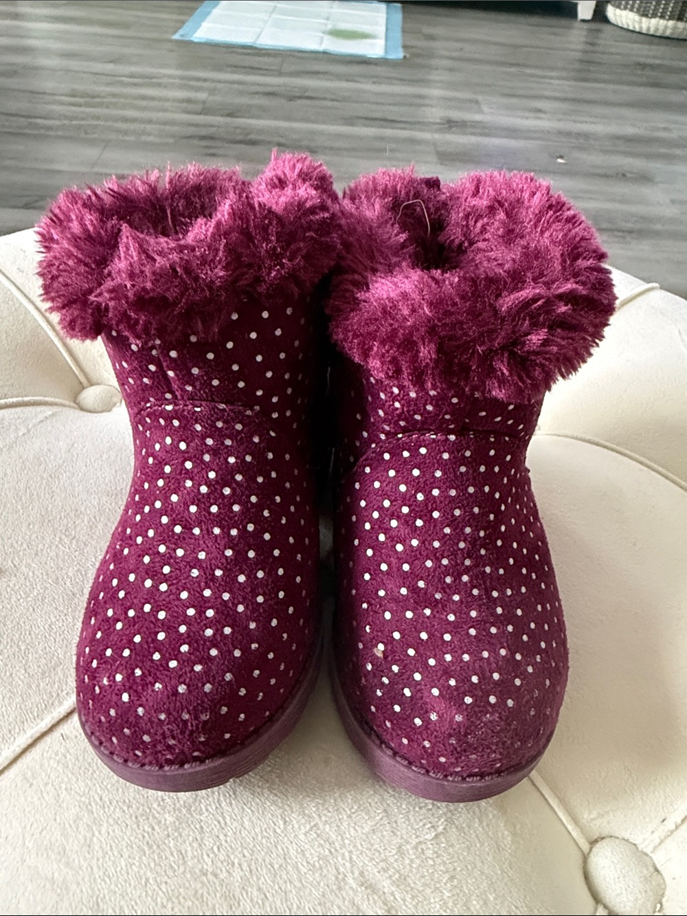 Cat & Jack Girls Wine Faux-Fur Polka Dot Booties